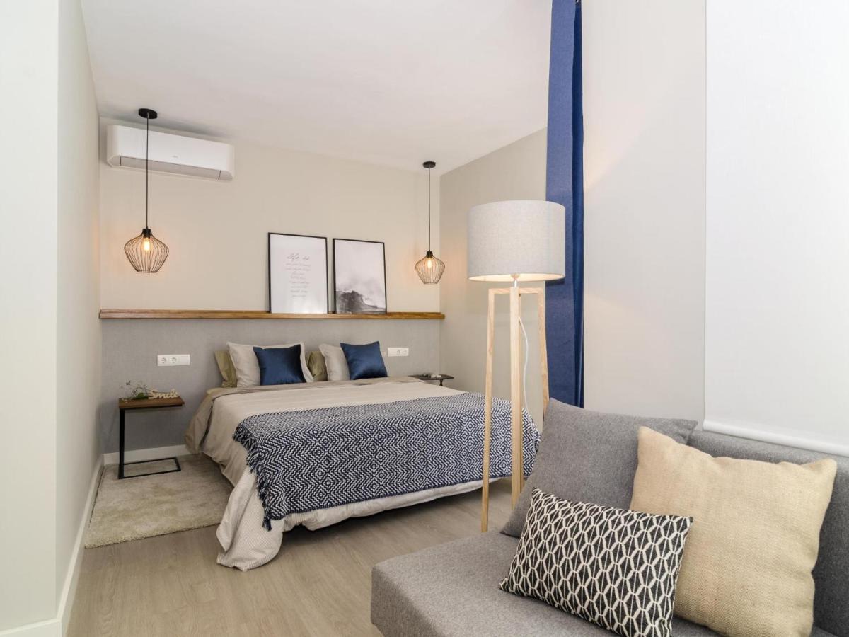 Sitges Spaces Deluxe Centre Apartment ภายนอก รูปภาพ
